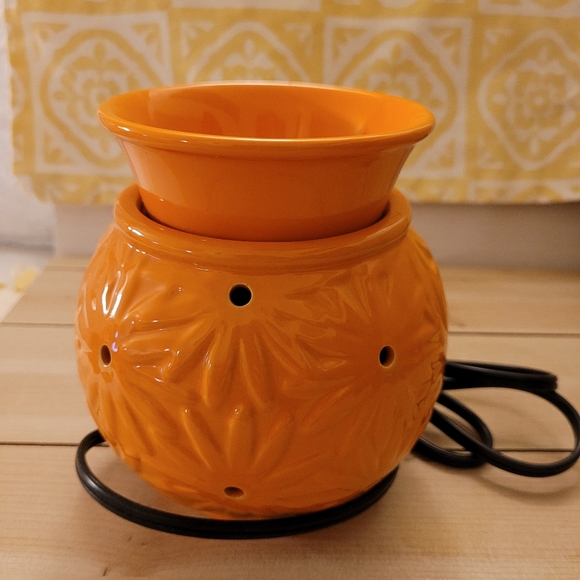 PartyLite Other - PartyLite ScentGlow Warmer-Nautical Orange P90605